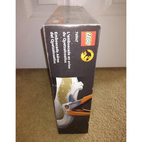 NIB Lego Jurassic World Quetzalcoatlus Plane Ambush #76947 - Picture 2 of 4
